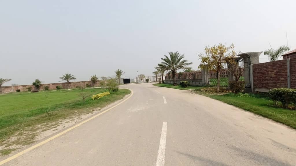 2 Kanal Farm House Land For Sale In Lahore Greenz Bedian Road Lahore 45