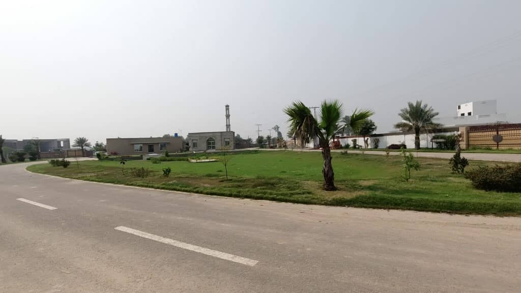 2 Kanal Farm House Land For Sale In Lahore Greenz Bedian Road Lahore 46