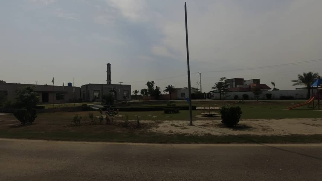 2 Kanal Plot Is Available For Farm House Is Up Sale In Lahore Greenz Dha Phase 10 Bedian Road 6