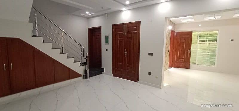 5 Marla Double Story House For Rent In Johar Town Phase 2 - Block J 6