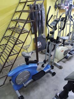 Exercise ( Magnetic Elliptical cross trainer) cycle