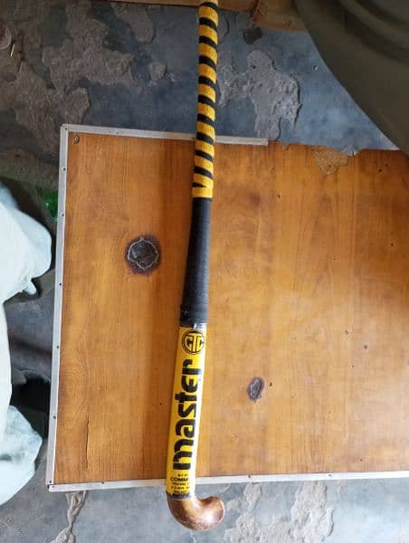 old hockey sticks 3