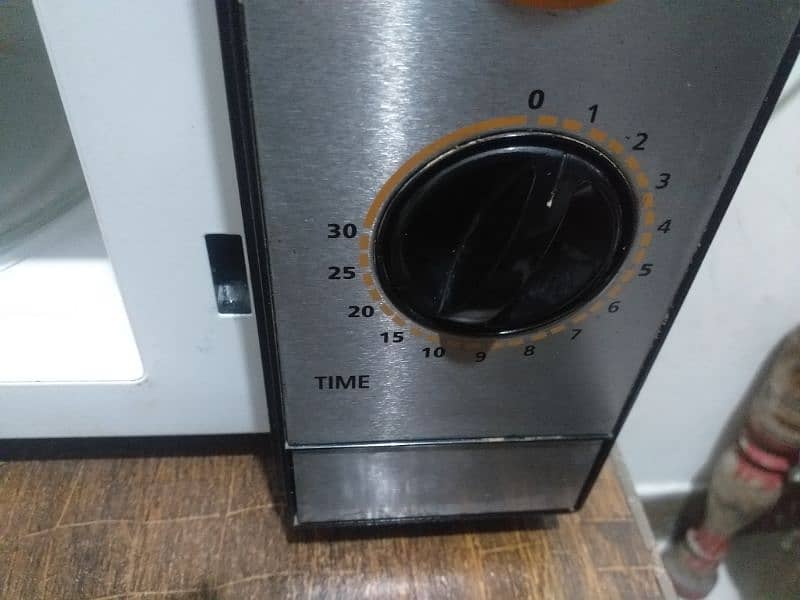 Jack pot Microwave oven 23 ltrs 7