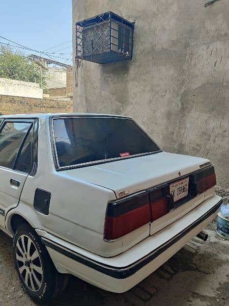 Toyota 86 1984 11