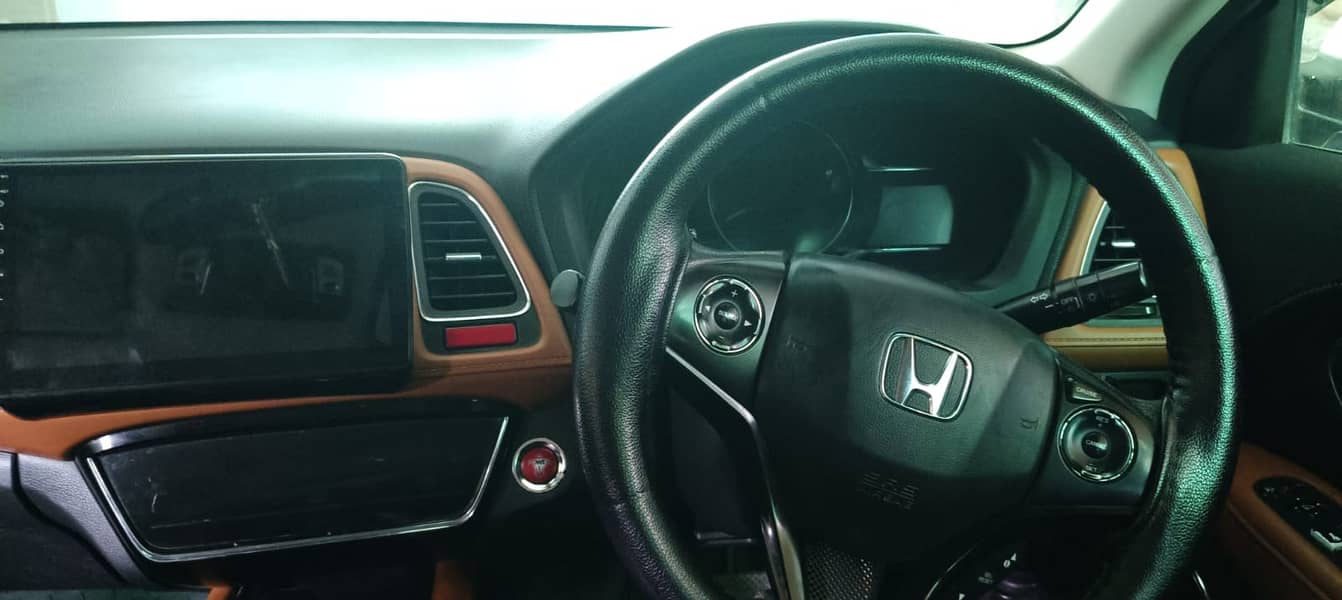 Honda Vezel Hybrid Z 2015 6