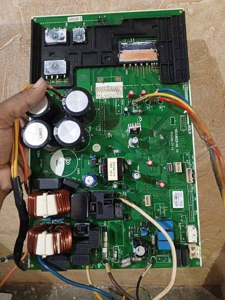 Specialist in Dc Inverter Ac Kits ریپئرنگ 1