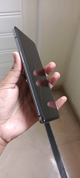 OnePlus 7T (Cracked Glass) 5