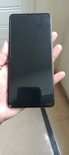 OnePlus 7T (Cracked Glass) 6