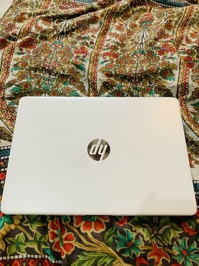 hp 14s-fq0017na