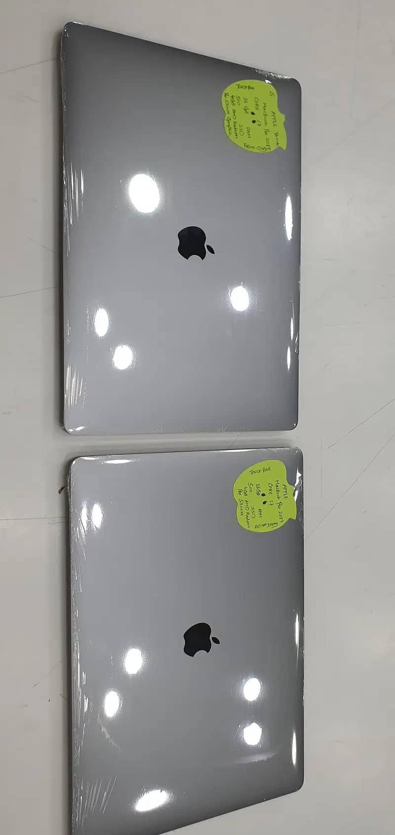 Macbook Pro 2019 16'inches with Retina Display Touchbar for sale 10