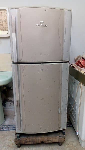 Dawlance medium size refrigerator 1
