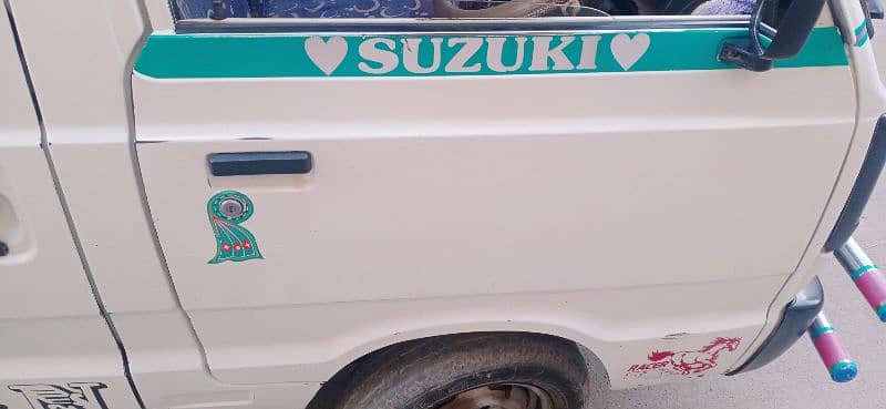Suzuki Bolan 2013 9