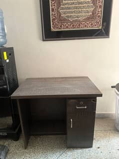 office table/ table/ wooden table