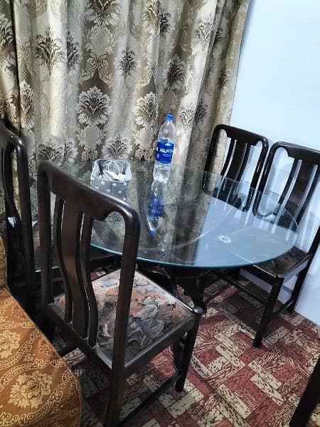 Round Glass Dining Table with 4 Chairs 1