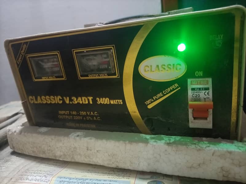 Classic Stabilizer 3400 watt input 140-250 V 0