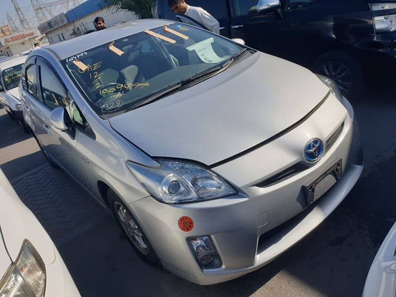Toyota prius 2012 model 6