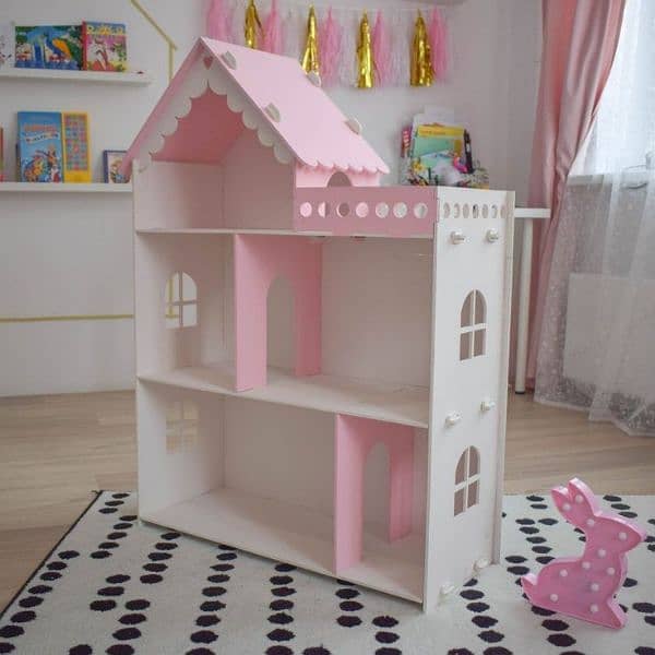 Doll house 0