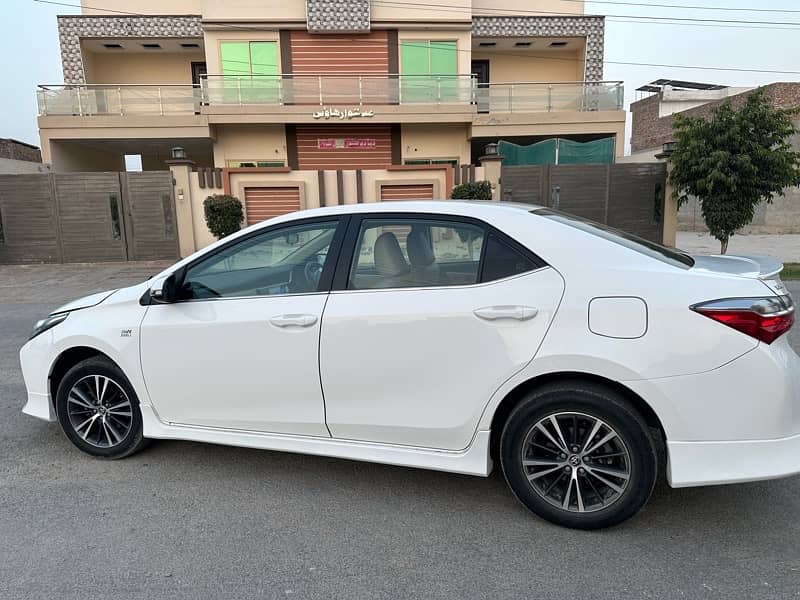 Toyota Corolla Altis 2018 7