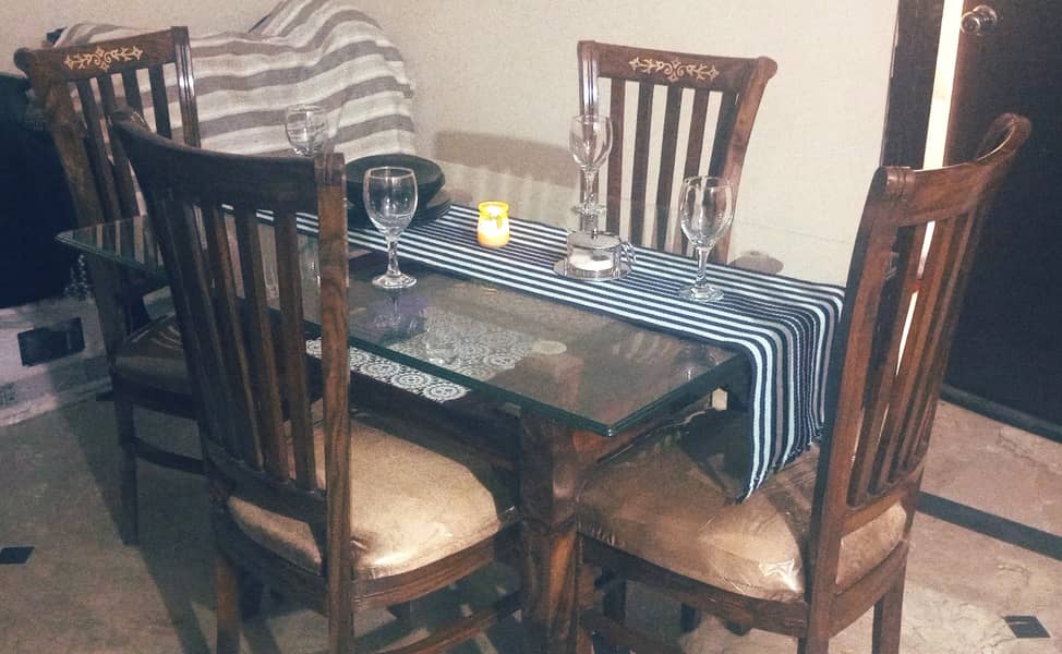 Dining Table with 4 chairs 9