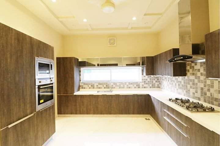 1 Kanal Most Luxury House With Basement Available 2