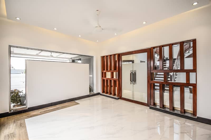 1 Kanal Most Luxury House With Basement Available 7