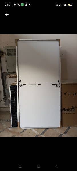Jinko555/585 watts solar panels 100% original  0322 2945766 7
