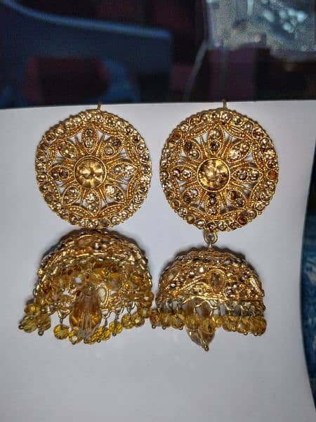 Artificial  golden Earrings 3