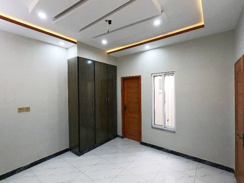 Near to Park sale The Ideally Located House For An Incredible Price Of Pkr Rs. 13000000 18