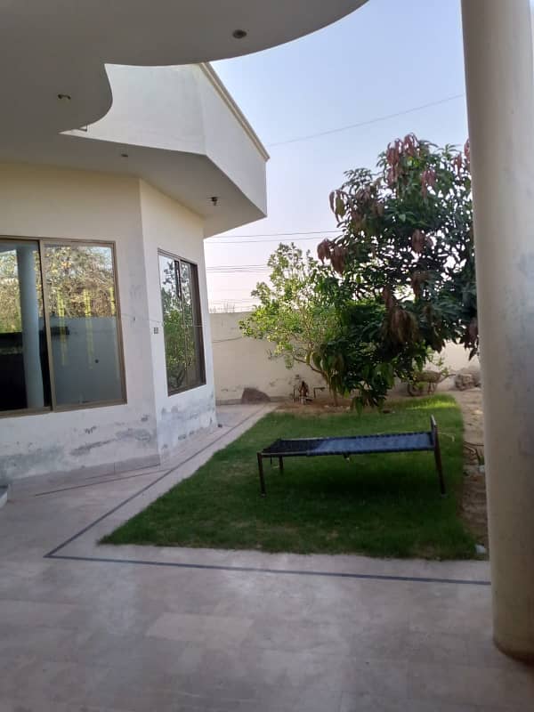 Spacious House Is Available For sale In Ideal Location Of Government Employees Cooperative Housing Society 3