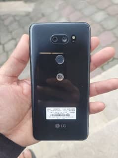 LG V30 & G7