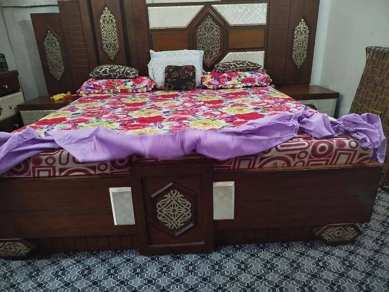 sell bed room set 4