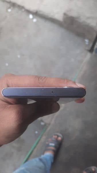 Samsung s22 ultra for sale in good condition 3