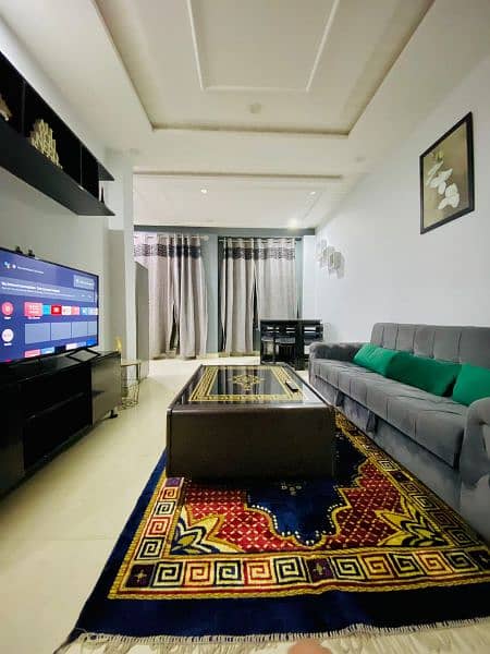 One bedroom luxury apartment for rent in bahria town 1