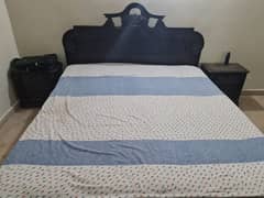 king size bed with mattress and sides 0