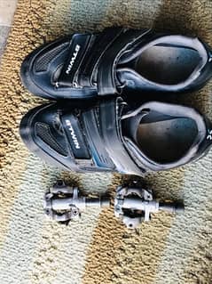 cycling shoes with cleats