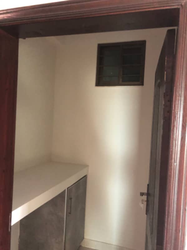 4 BED FLAT FOR RENT 7