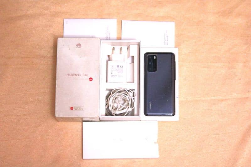 Huawei P40 5g 8gb 128gb pta approved with Full Box Not For Exchange. 2