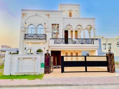 10 Marla Full house for rent in Shaheen Block Bahria Town Lahore 0