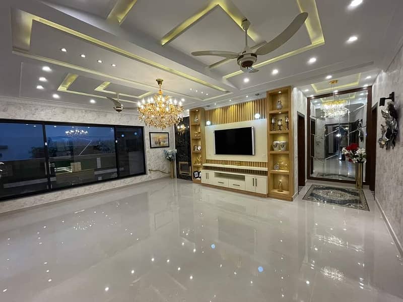 a Kanal house on Beautiful Location For Sale in Bahria Town Lahore 9