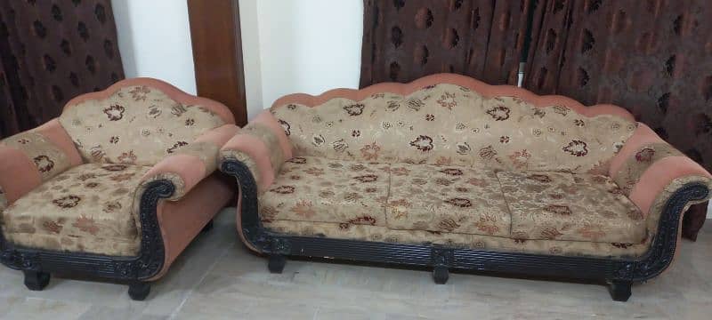 7 Seater sofa available for sale 3