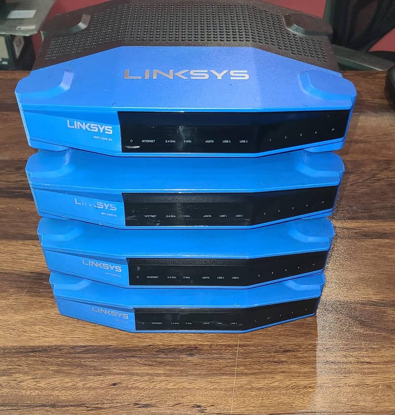 Linksys WRT 1200AC Dual-Band VPN Wi-Fi Router (Branded Used) Others, Q 16