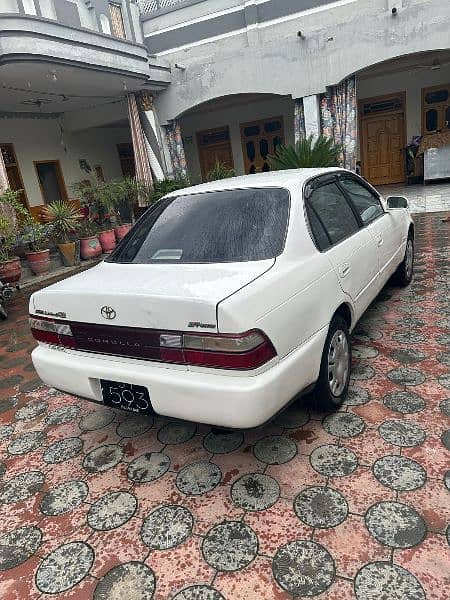 Toyota Corolla LX 1995 6