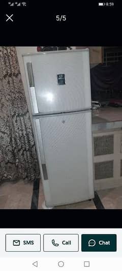 urgent sale medium fridge good condition