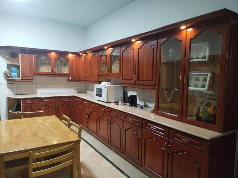 ONLY FOR SHORT TERM FULLY FURNISHED 2 KANAL HOUSE. 19