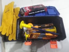 Tool box with 11pcs