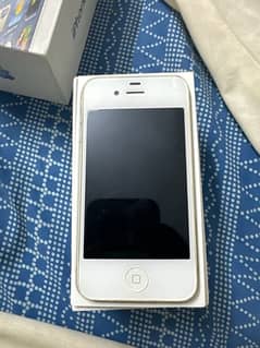 iPhone 4s With Box