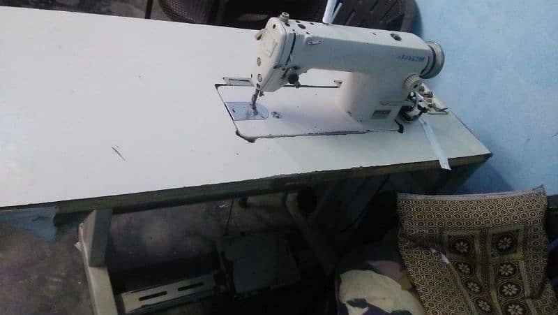 Jocky Sewing Machine Genioun 3