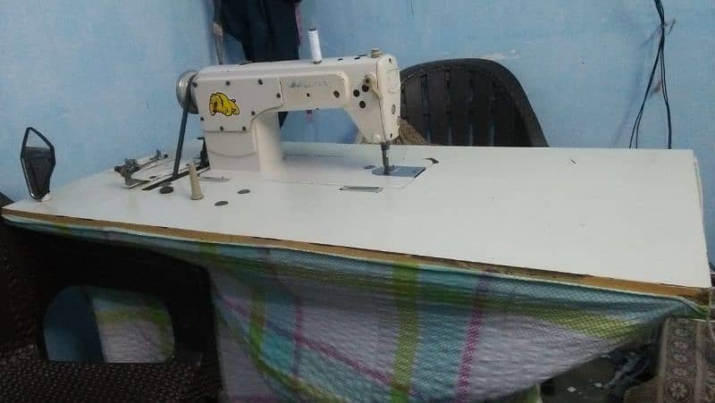 Jocky Sewing Machine Genioun 4