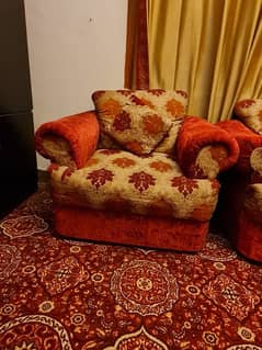 urgently sell used 5 seater sofa set