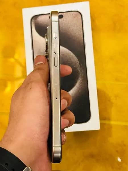 iPhone 15 pro max 256 Gb official PT approved 1